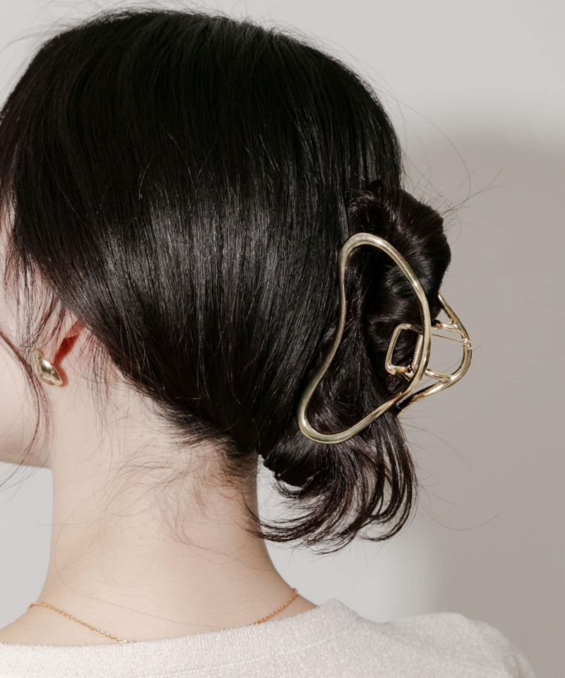 まとめ髪にオススメなヘアアクセサリーをPICKUP◎｜ショップ