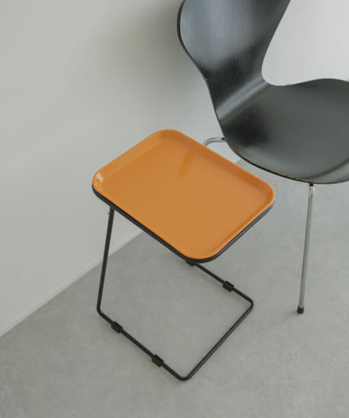 CAMBRO SIDE TABLE SQUARE