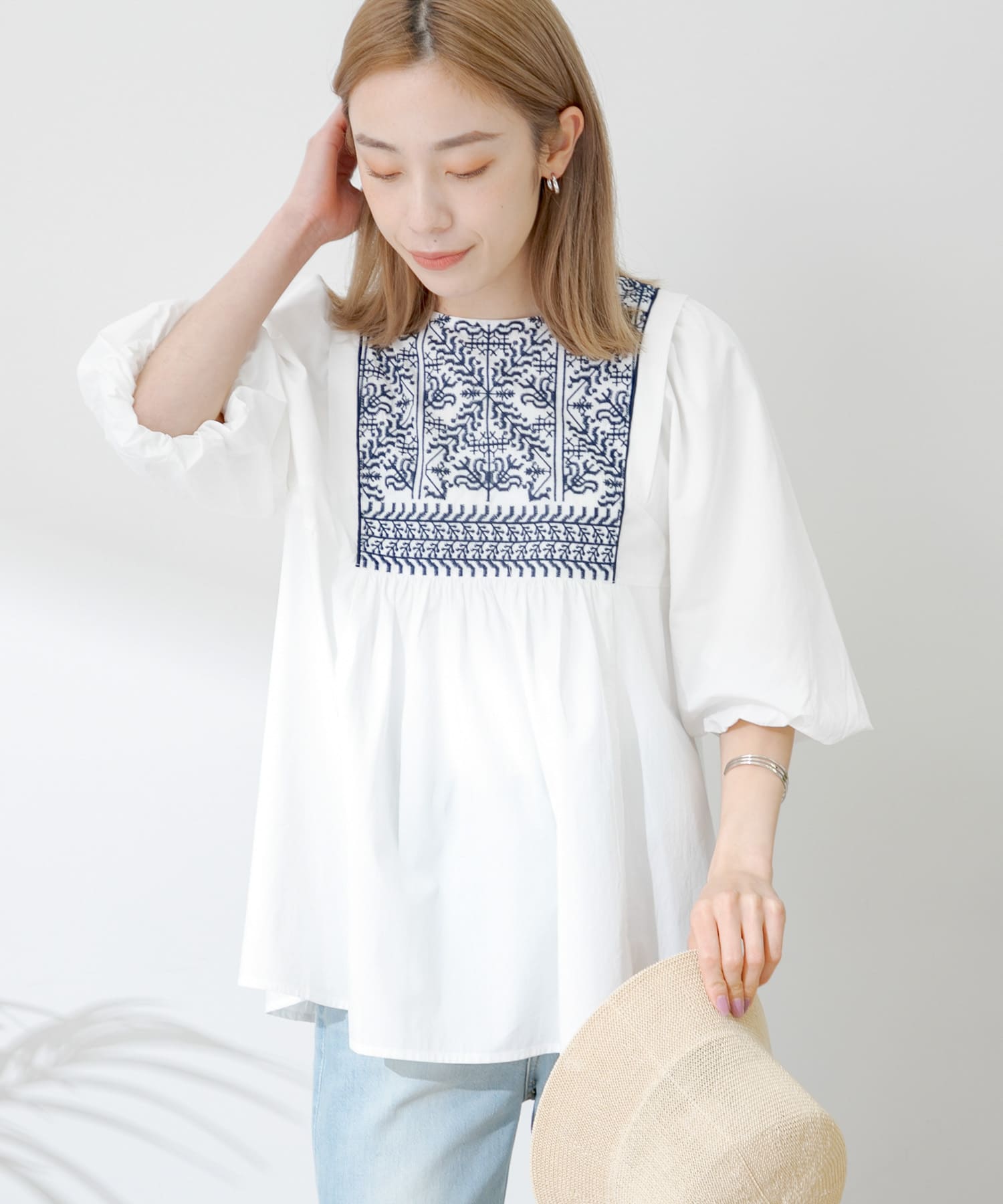 バルーンスリーブ刺繍ブラウス[LA25-23R023]｜URBAN RESEARCH公式ファッション通販