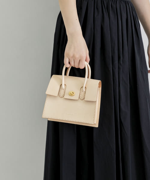Hender Scheme　essence hand bag wide