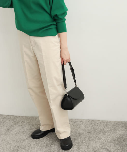 コーデュロイストレートトラウザー