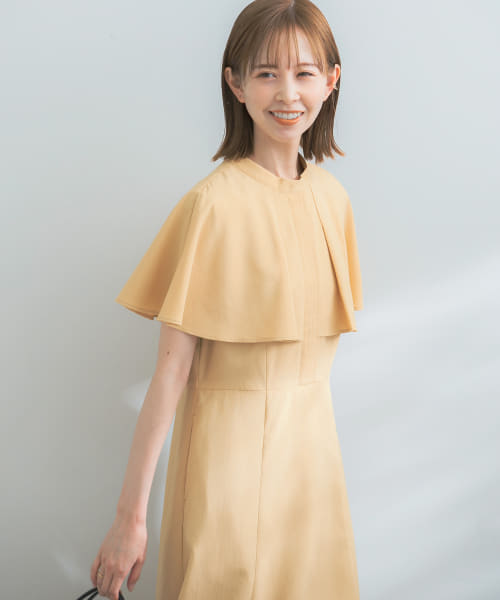 ケープデザインフレアワンピース