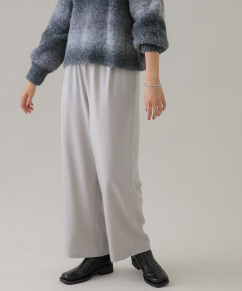 『UR TECH SMOOTHLUXE』ウールライクワイドパンツ