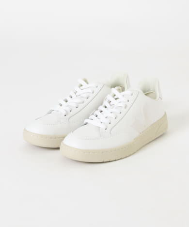 veja　V-12 EXTRA WHITE