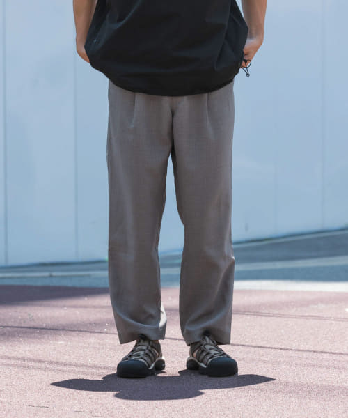 『UR TECH DRYLUXE』ハイツイストイージートラウザー