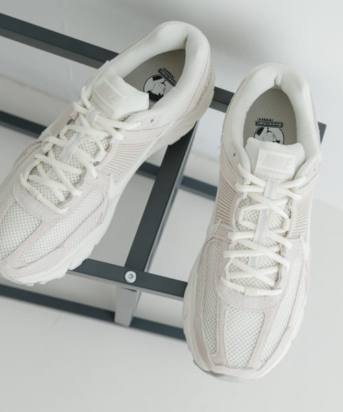 NIKE　ズーム ボメロ 5