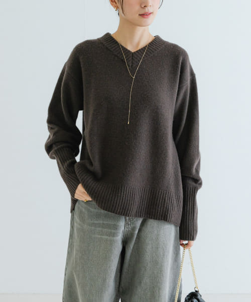 カシミヤ混強縮Vネックニットプルオーバー