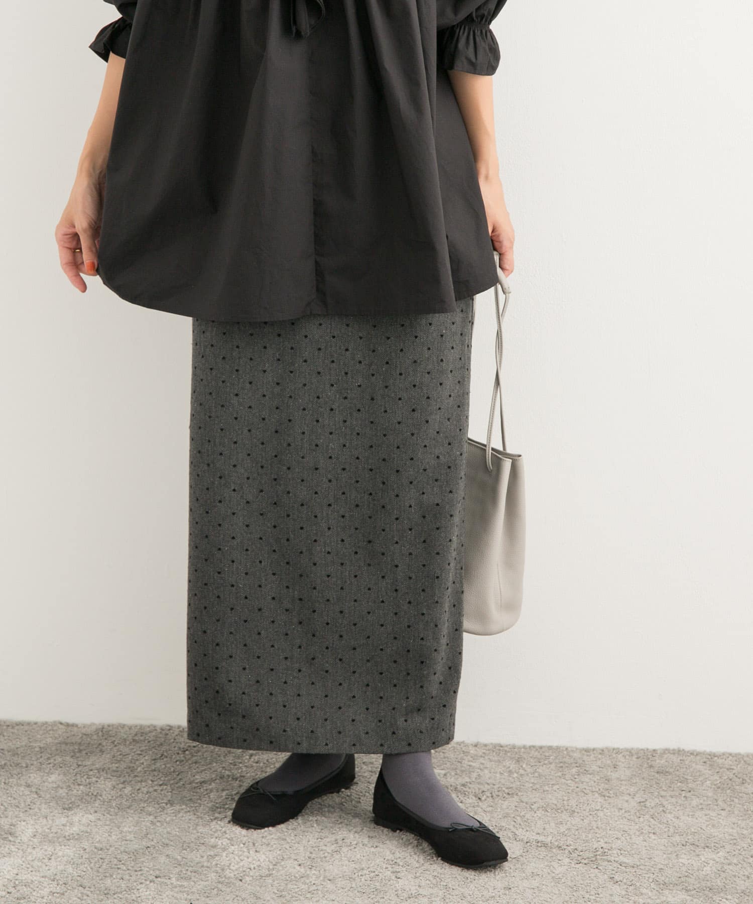 フロッキードットナロースカート[DR47-25R205]｜URBAN RESEARCH公式ファッション通販