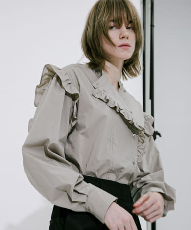 frill blouse