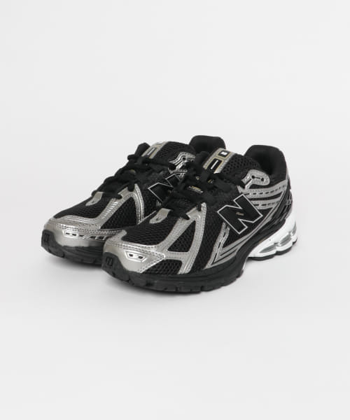NEW BALANCE　1906R