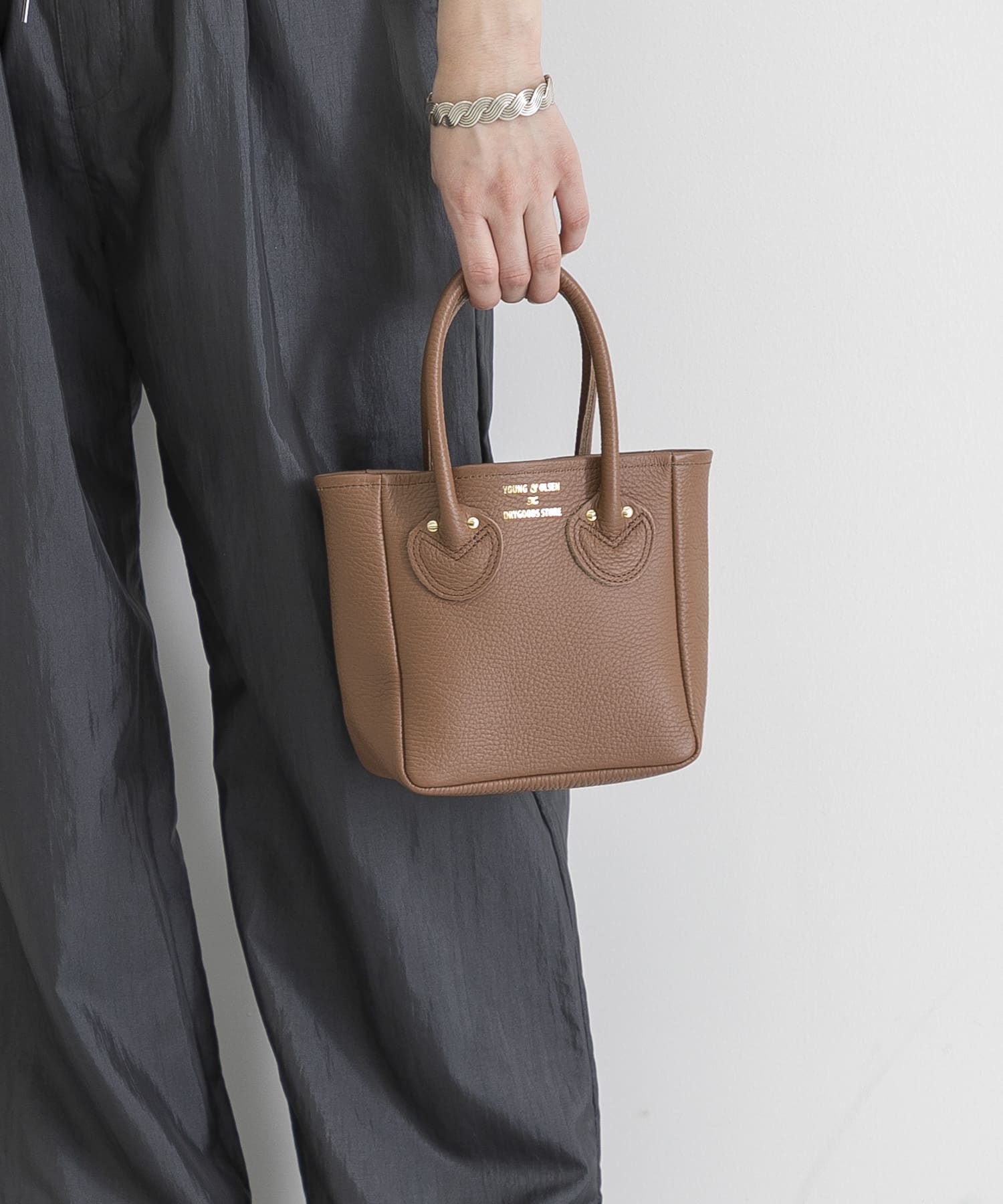 YOUNG&OLSEN EMBOSSED LEATHER TOTE XS[2201GD001BSL24]｜URBAN 