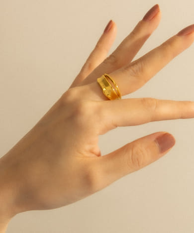SMELLY so’　double line ring