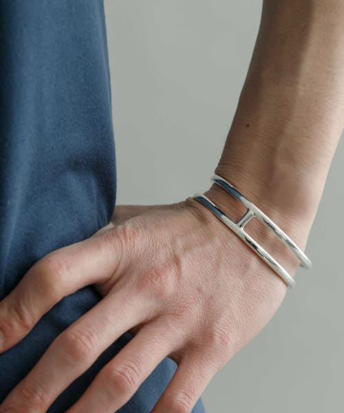XOLO　H Bangle - Large