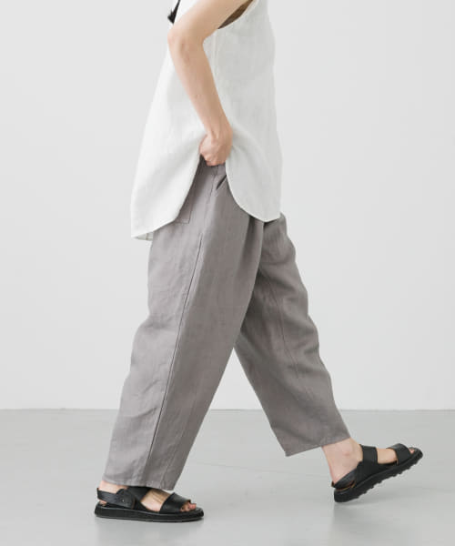 Vlas Blomme　イージーテーパードパンツ