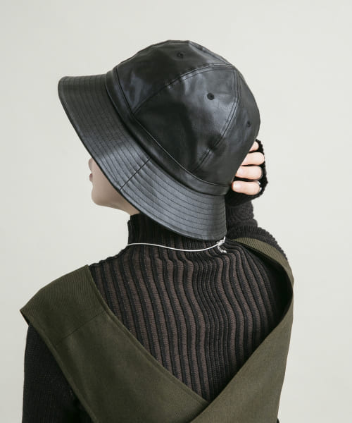 レザーバケットHAT