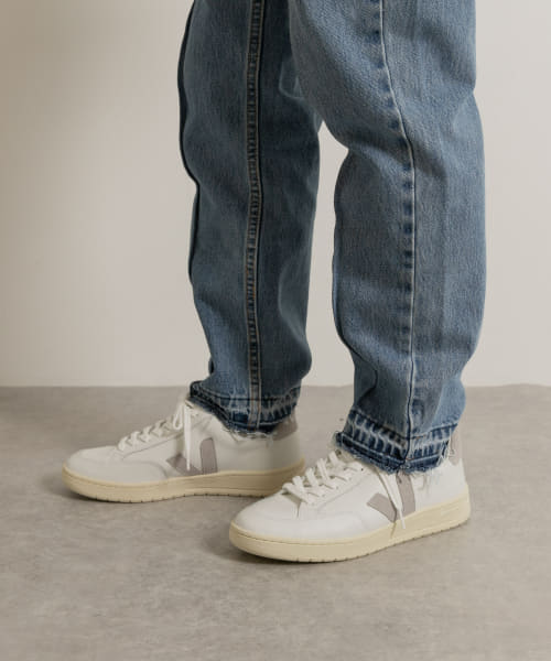 veja　V-12 WHITE LIGHT GREY