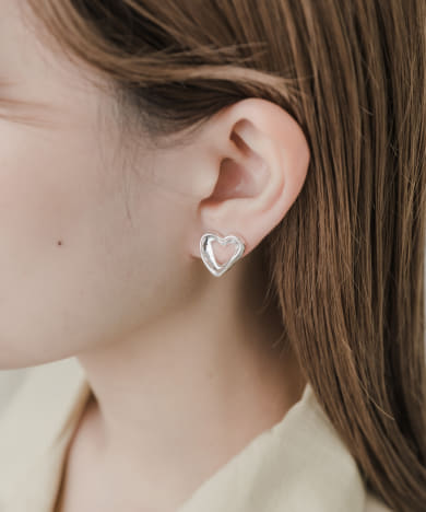 横穴ハートイヤリング／ピアス（金具なし） ＜ ヴェネチアン