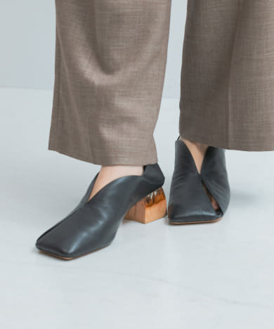 商品画像：ERIN LEATHER PUMPS （Black） -ALM. official web store 4