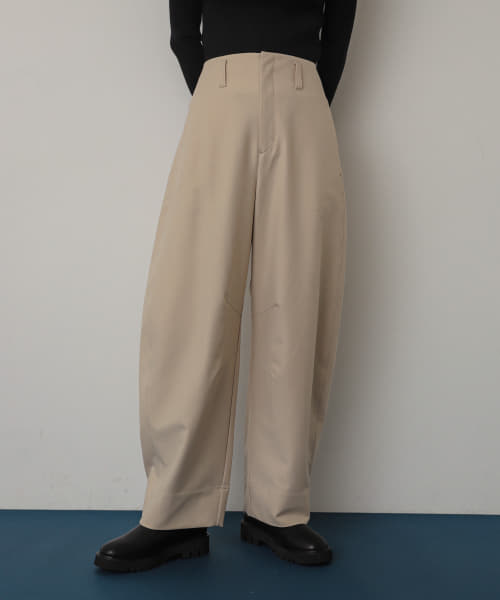 バレルパンツ
