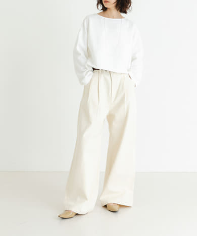 new basic　ツータックワイドデニムパンツ