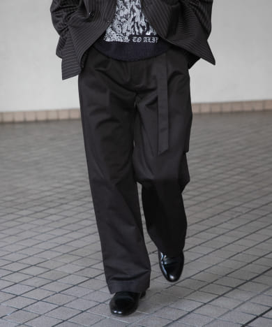 アソートベルテッドストレートパンツ