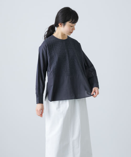 maison de soil　CREW-NECK EMB SHIRTS