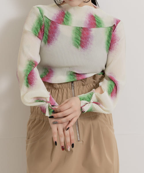 Jens　UNDER PULLOVER-PRINT