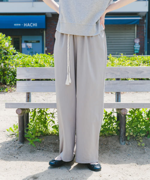 ロープベルト付きリラックスパンツ