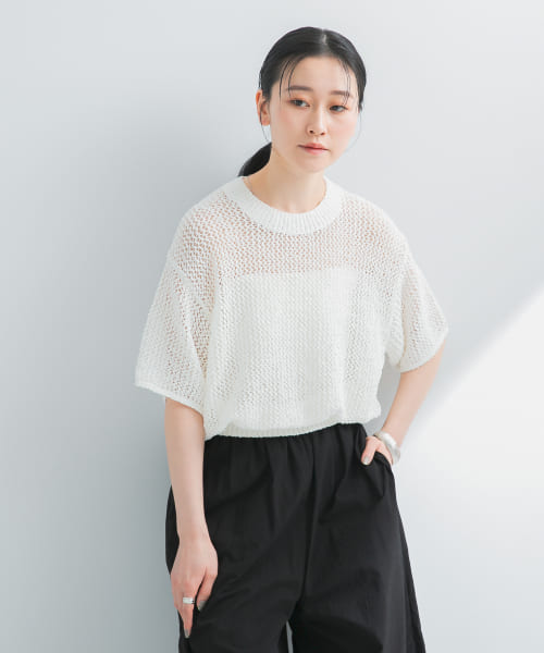 透かし柄ハーフスリーブニット