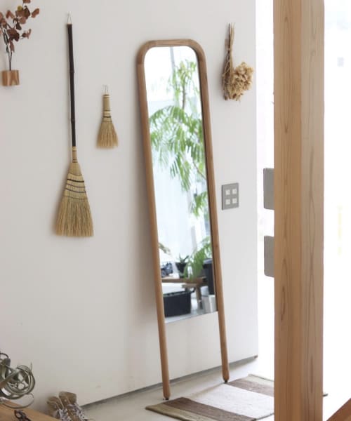 NOWHERE LIKE HOME　Mirror SUK 400 OAK