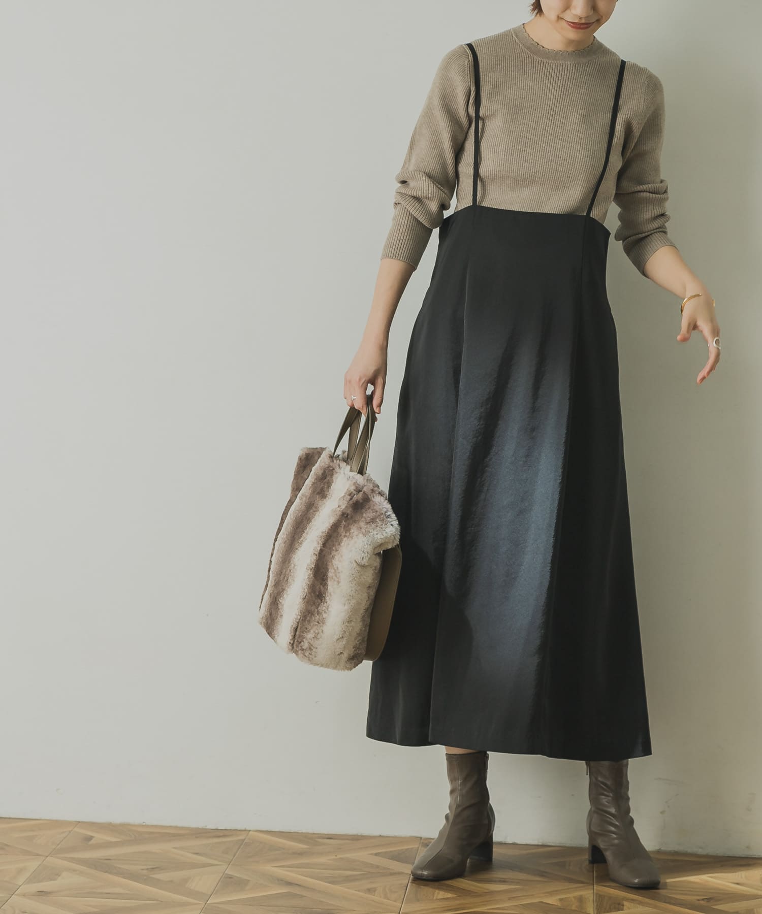 Web限定 サテンフレアキャミワンピース Ur07 26n001 Urban Research公式ファッション通販 Web限定 サテンフレアキャミワンピース Ur07 26n001 Urban Research公式ファッション通販