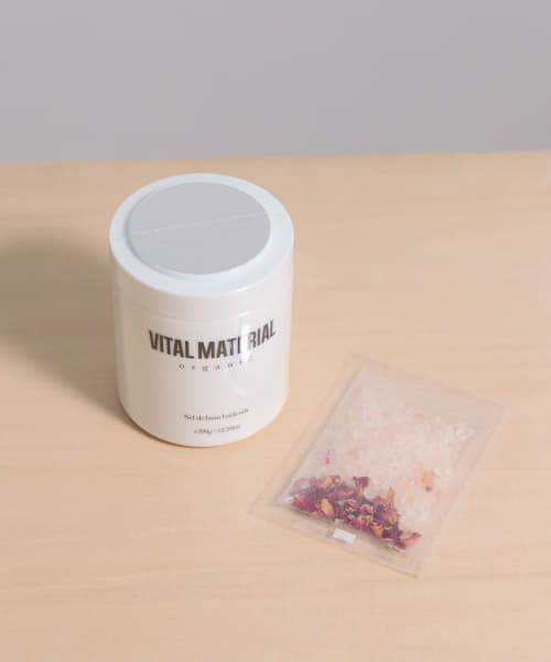VITAL MATERIAL　アロマハーブバスソルト 350g
