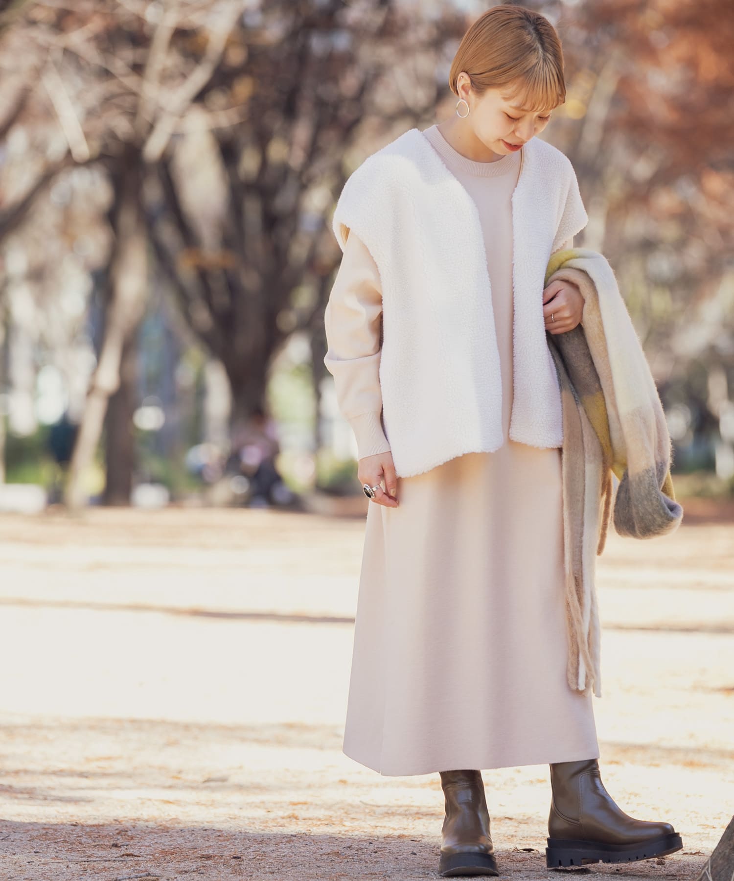 クルーネックニットロングワンピース It17 26b002 Urban Research公式ファッション通販