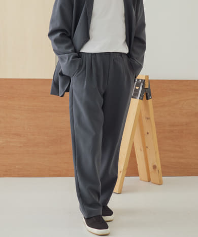 タックパンツ[IT26-14A008]｜URBAN RESEARCH公式ファッション
