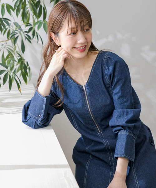 Vネックフィットデニムドレスワンピース