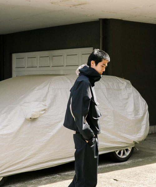 Call　NYLON HOODIE BLOUSON