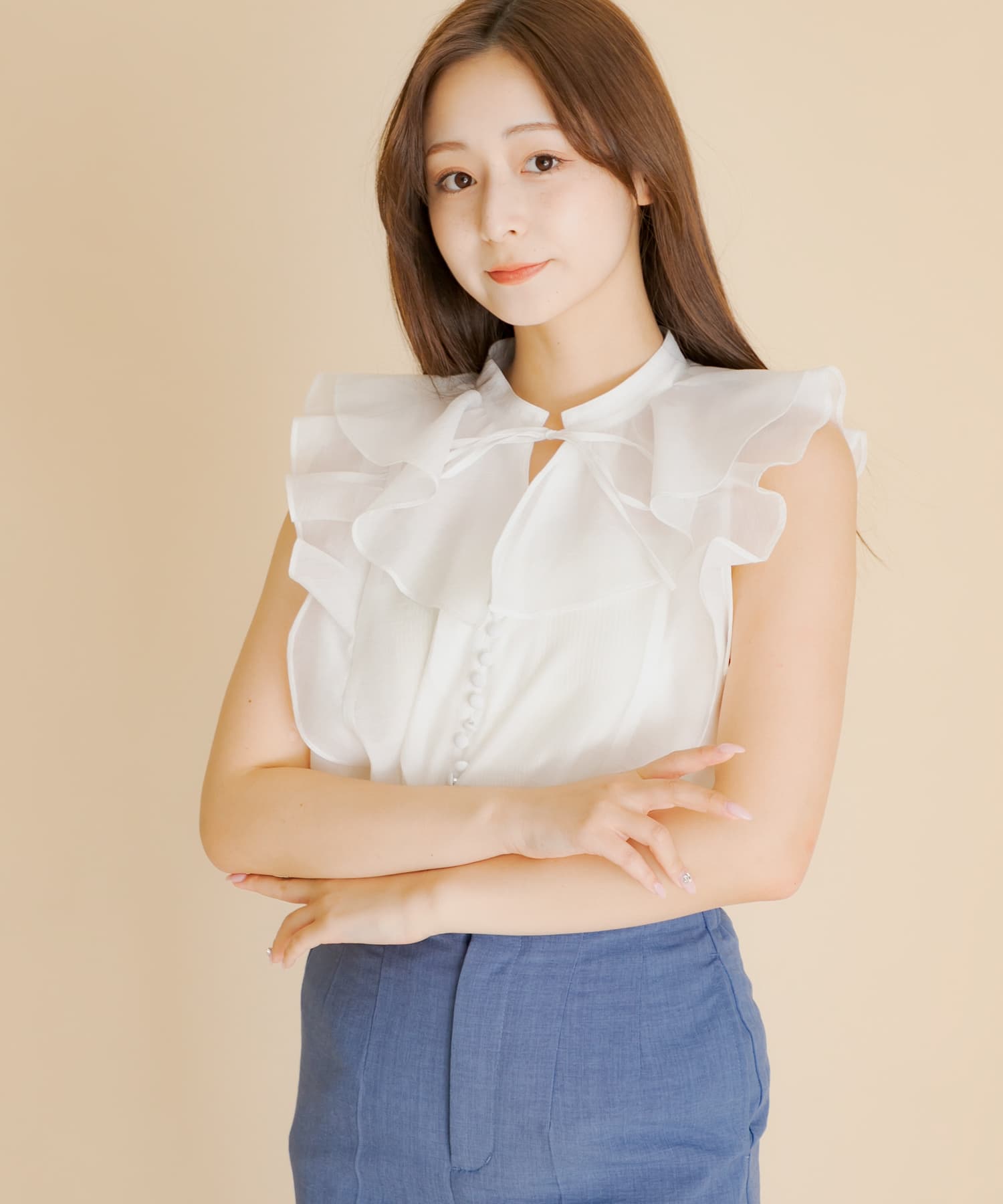 URBAN RESEARCH ROSSO｜フリルラッフルブラウス | Rakuten