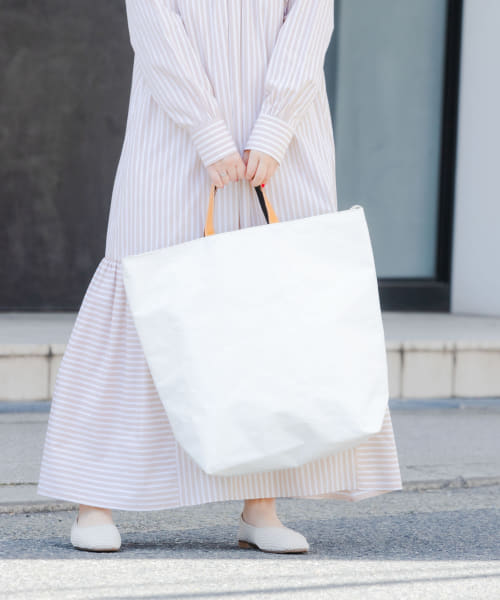 『MADE IN JAPAN』レザーハンドルレジャーシートトートバッグ