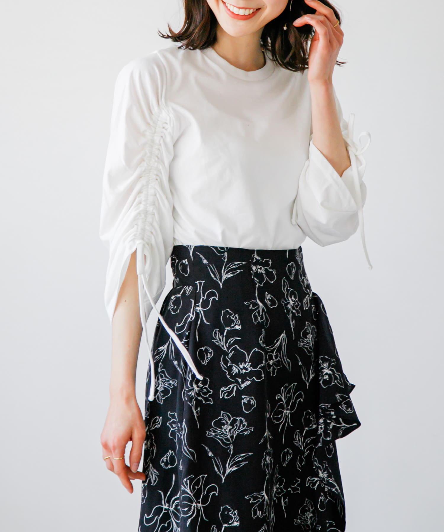 【開店記念セール！】 ギャザースリーブクロップドTシャツ[AH35-21H003]｜URBAN 半袖Tシャツ