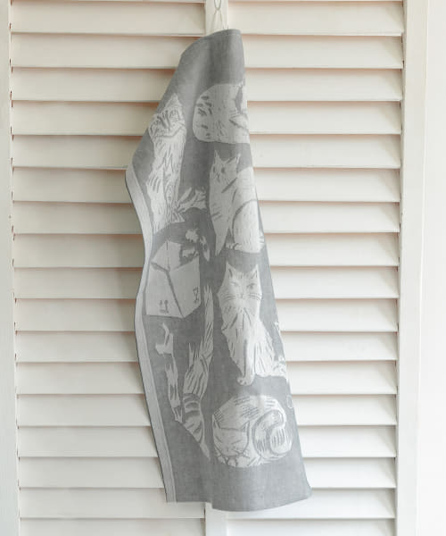 LAPUAN KANKURIT　KISSANPAIVAT towel