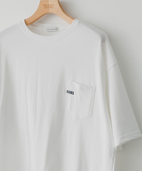『ユニセックス』ワンポイント刺繍ポケットTシャツ