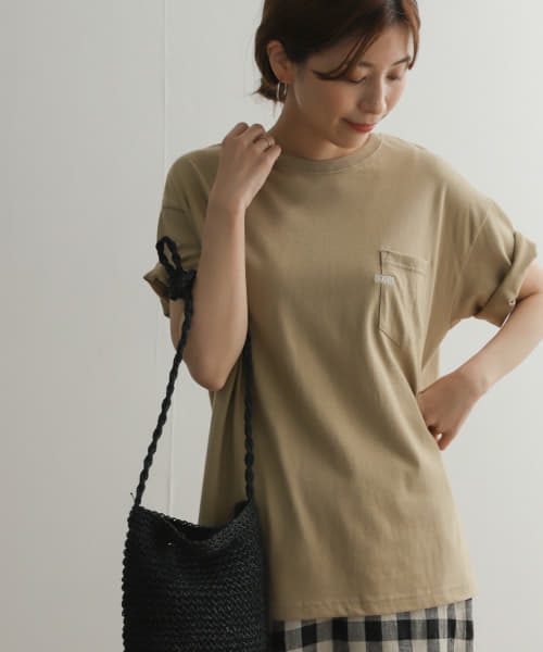 『ユニセックス』ワンポイント刺繍ポケットTシャツ