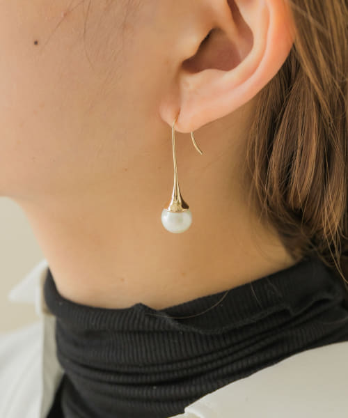 パールフックピアス