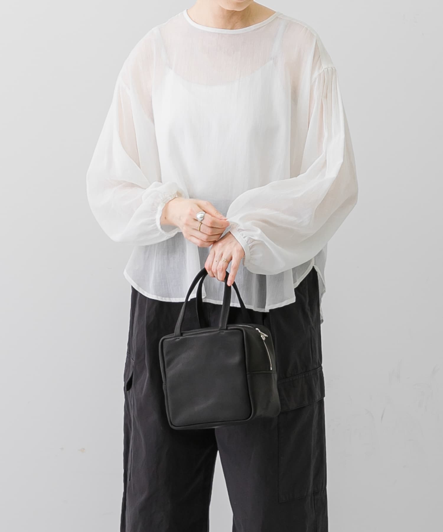 コットンシルククルーネックブラウス[GA36-23S005]｜URBAN RESEARCH