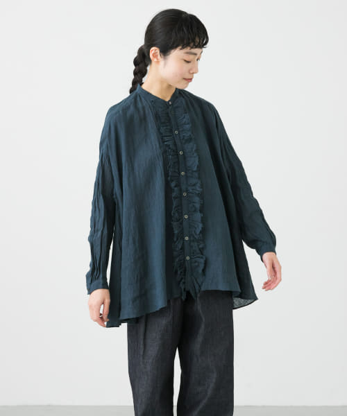 suzuki takayuki　frilled blouse