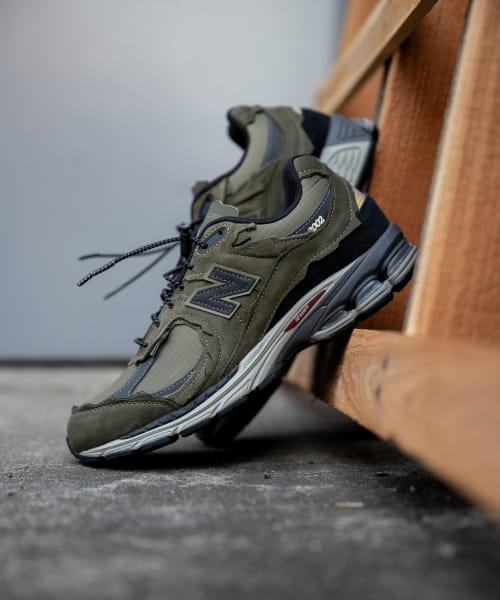 NEW BALANCE　M2002RDN