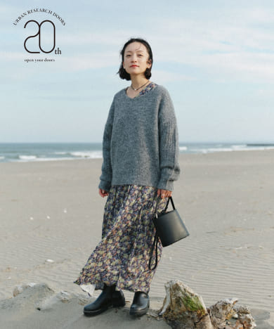 『高山都×DOORS』カラーフラワープリントワンピース