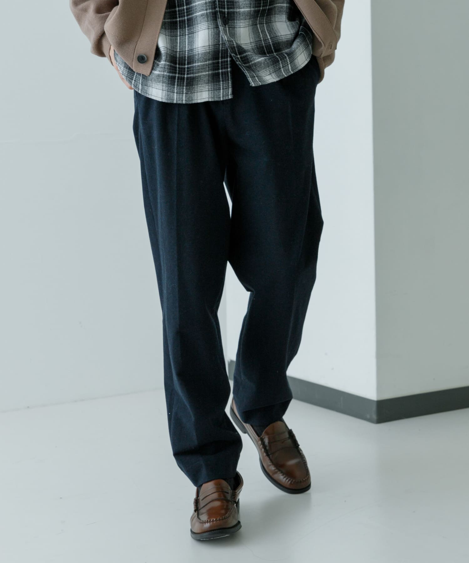 激安商品 WONDER SHAPEタックイージーPANTS[UR47-14B004]｜URBAN RESEARCH パンツ