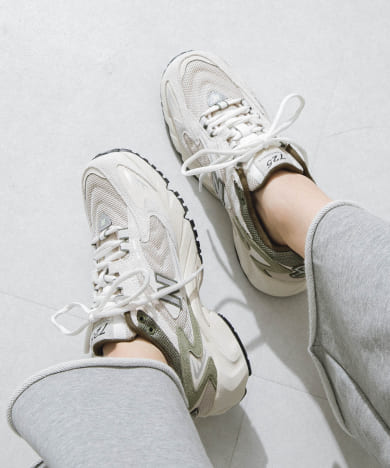 NEW BALANCE　ML725