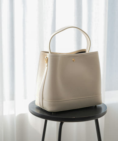 AULENTTI　スクエアBAG